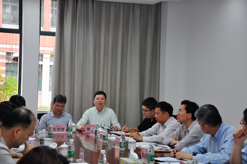 校党委陈春声书记莅临我院开展党建工作调研