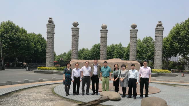 杨建林书记率队前往南京大学、南京信息工程大学进行专项调研