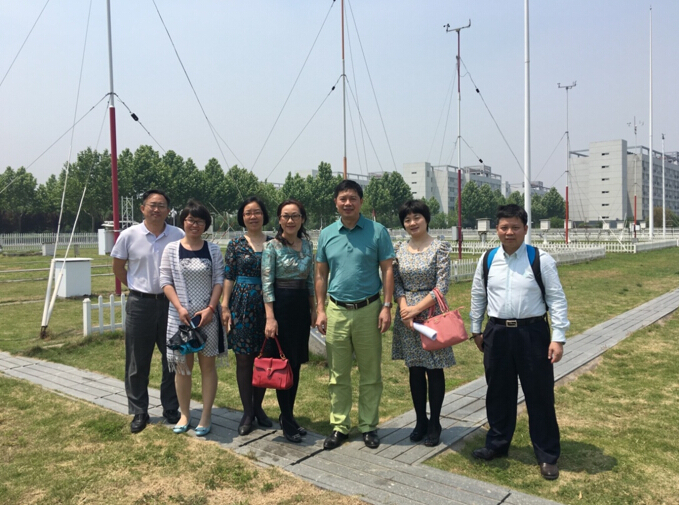 杨建林书记率队前往南京大学、南京信息工程大学进行专项调研