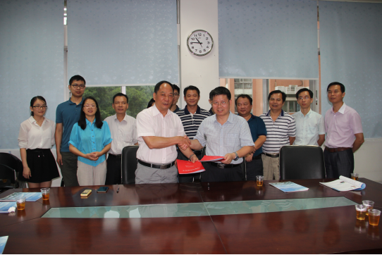 太阳成集团tyc9728和江门市气象局签订合作协议