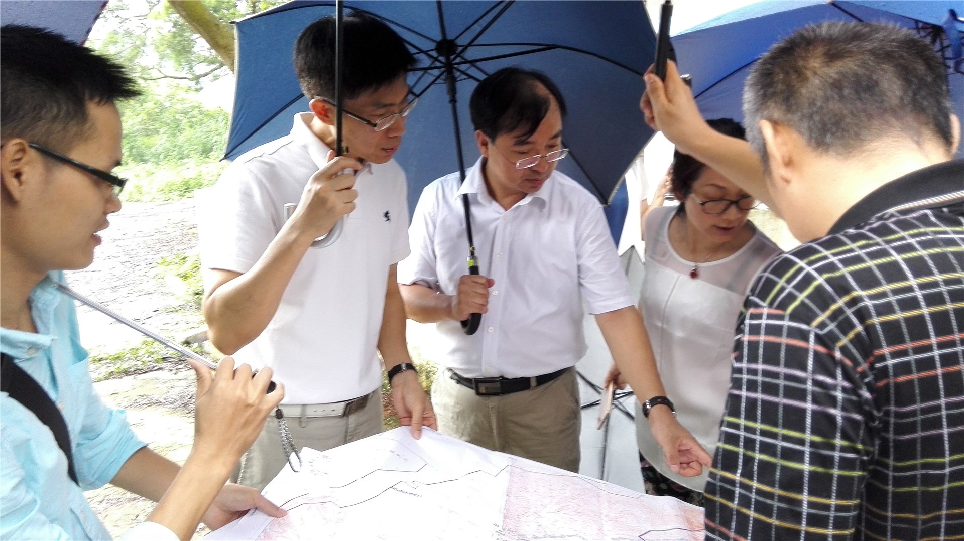 我院进一步推动与珠海气象局的合作共建以及大气观测站的选址工作