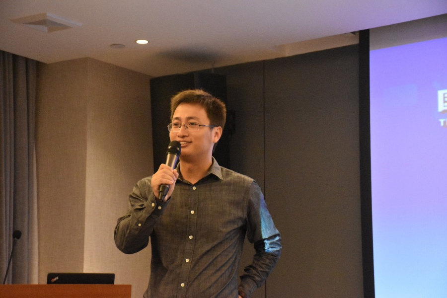 太阳成集团tyc9728吴欢教授主持会议