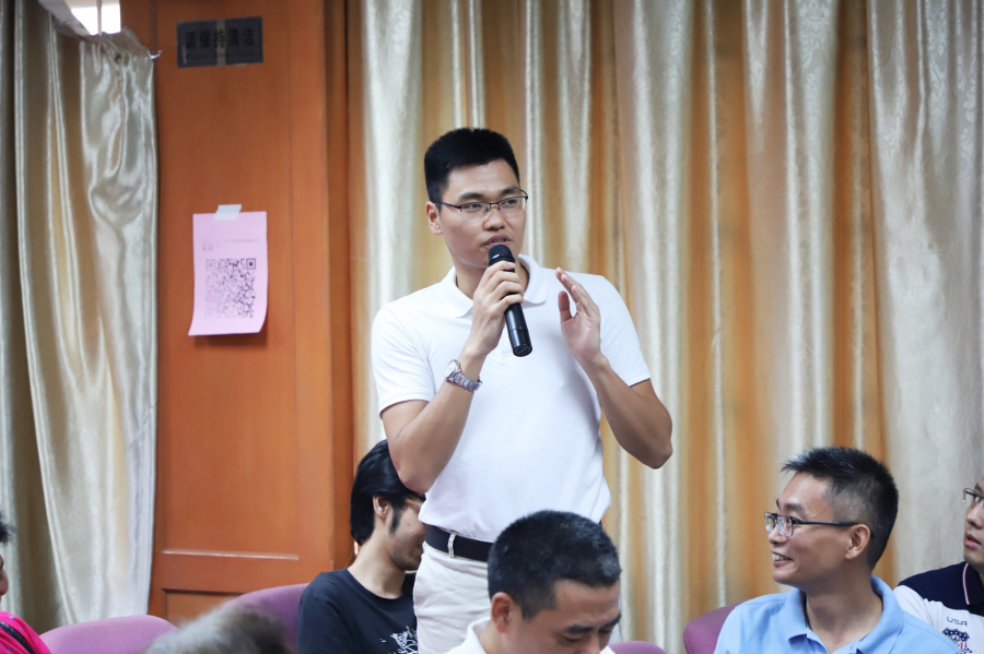 校友们自我介绍