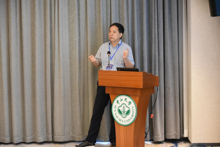 澳大利亚联邦科学与工业技术组织水土研究所资深科学家张橹教授