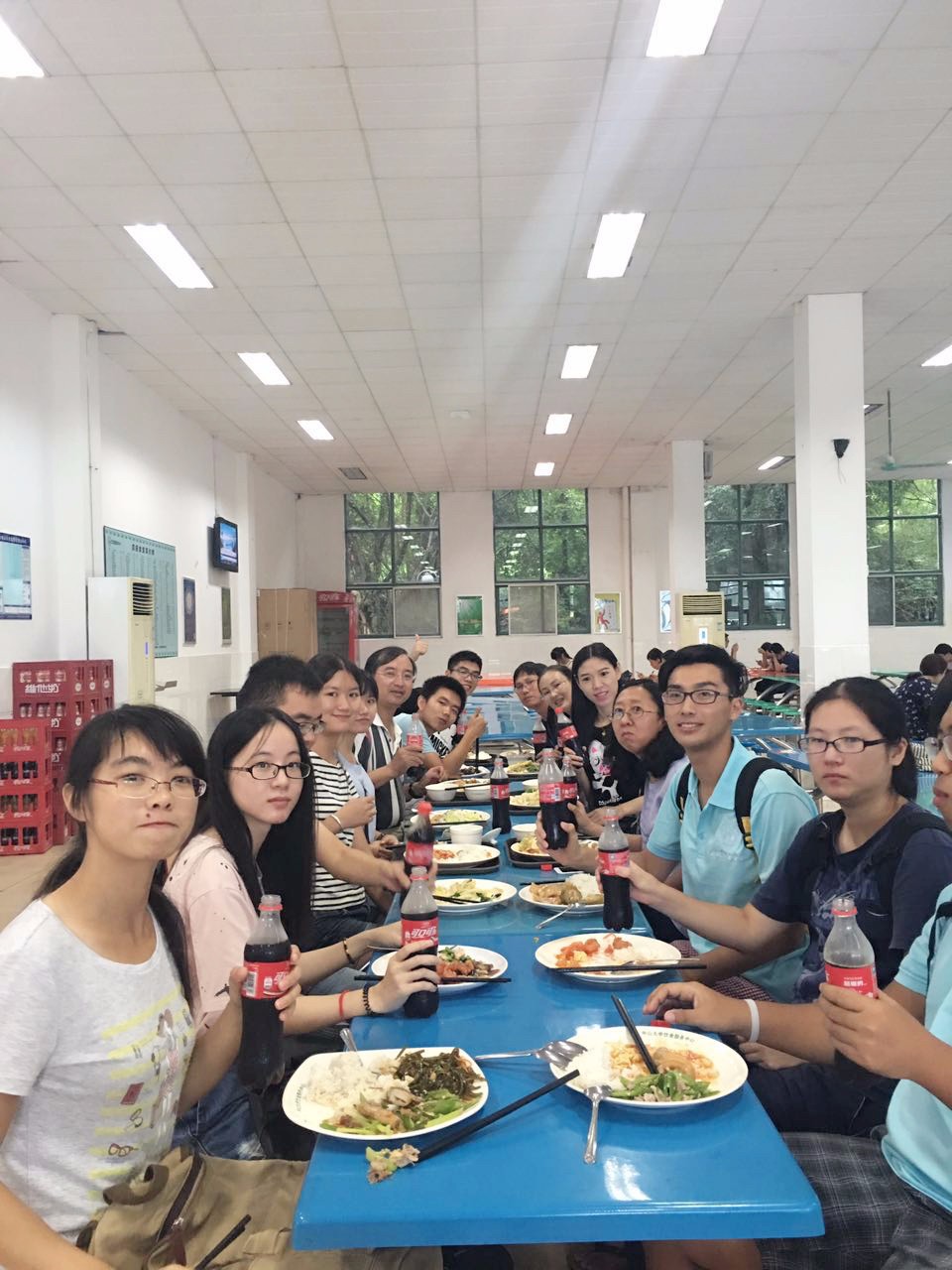 我院在珠海校区举办首次院长午餐会