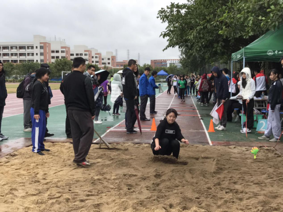 我院组织师生参加学校2016年环校长跑暨校庆体育节活动