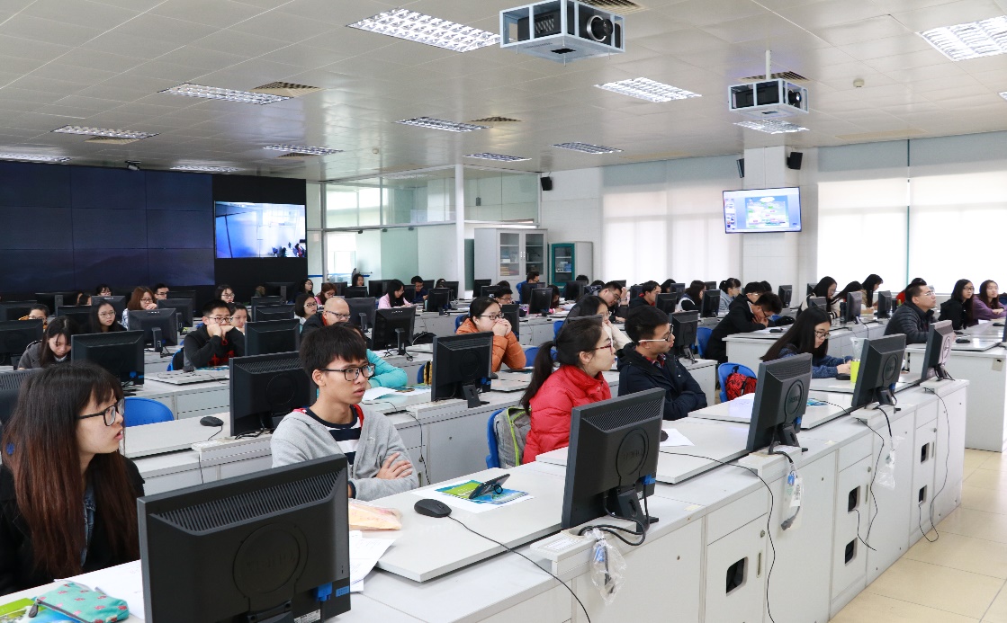 观云识天，气象万千——我院首届气象节系列活动在东校园拉开帷幕