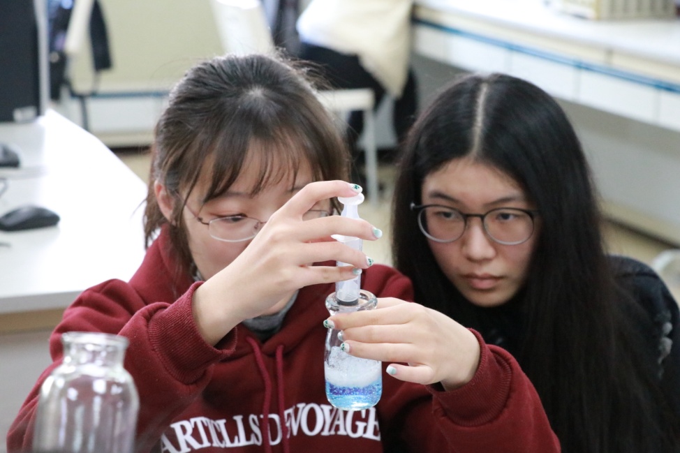 观云识天，气象万千——我院首届气象节系列活动在东校园拉开帷幕