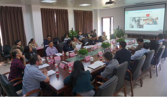 学校教务部组织专家对我院进行本科专业评估