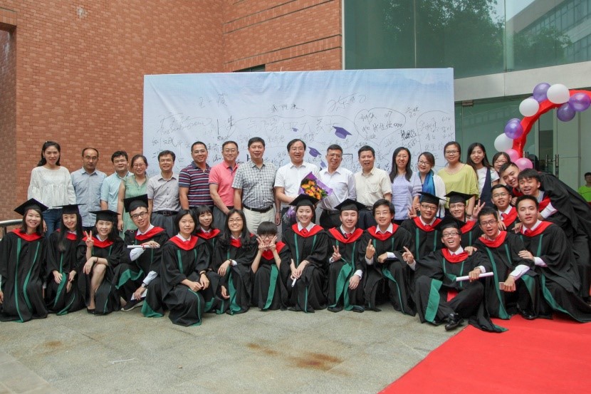 情怀大气，青春不散——我院2017届毕业·家年华系列活动在东校园举行