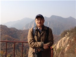 我院袁文平教授在《中国科学报》上发表了文章《呼唤“笨人”，其实是呼唤一种“人格”》