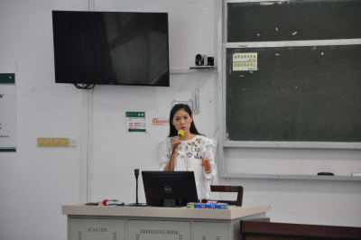 我院举行2017级本科生年级教育大会