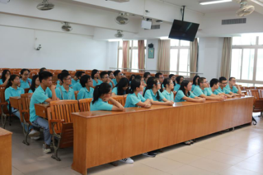 我院开展2017级本科生班主任见面会