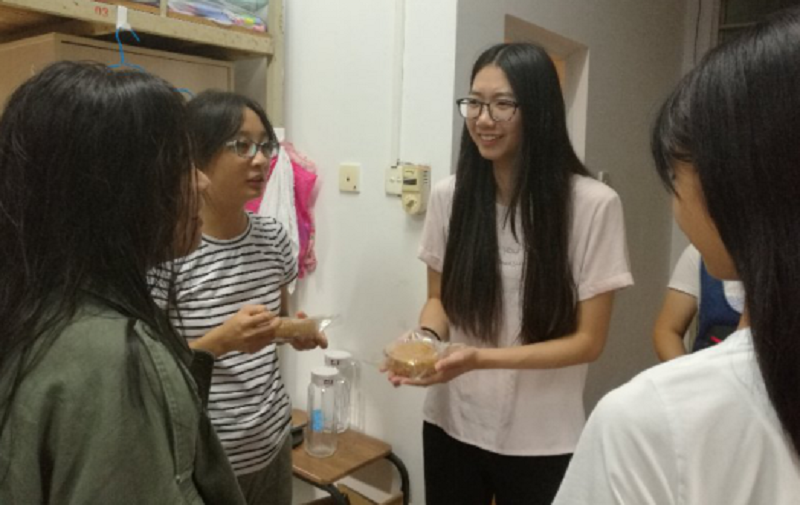 平安国庆，暖心中秋 ——我院分校园进行节前学生安全教育及宿舍巡查慰问工作