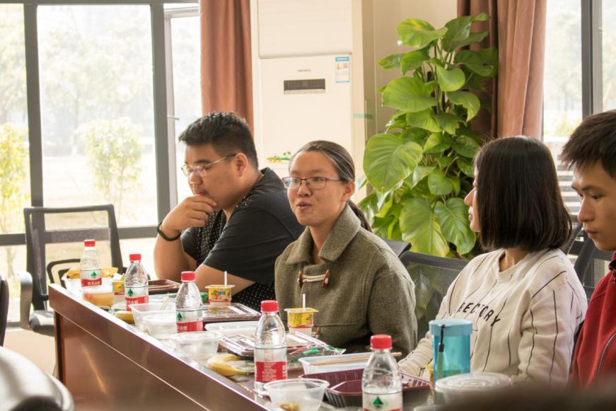 我院举办本学期第七次师生午餐会