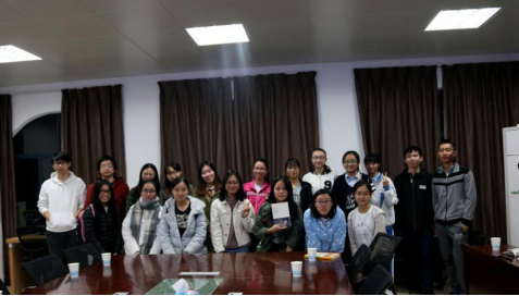 遥望极地的非凡体验 ——我院举办第四期“气象万千”学术沙龙