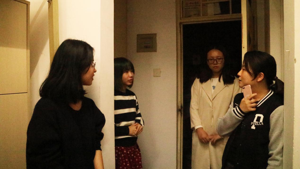 我院开展年末学生宿舍安全巡查走访工作