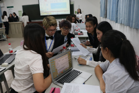 聚焦全球气候变化， 倡导“人类命运共同体”意识 ——我院举行第二届气象节之学生模拟气候变化大会