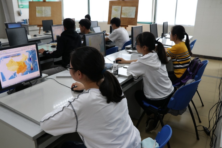 天下风云，尽出我辈——我院举办第二届气象节之天气预报分析大赛