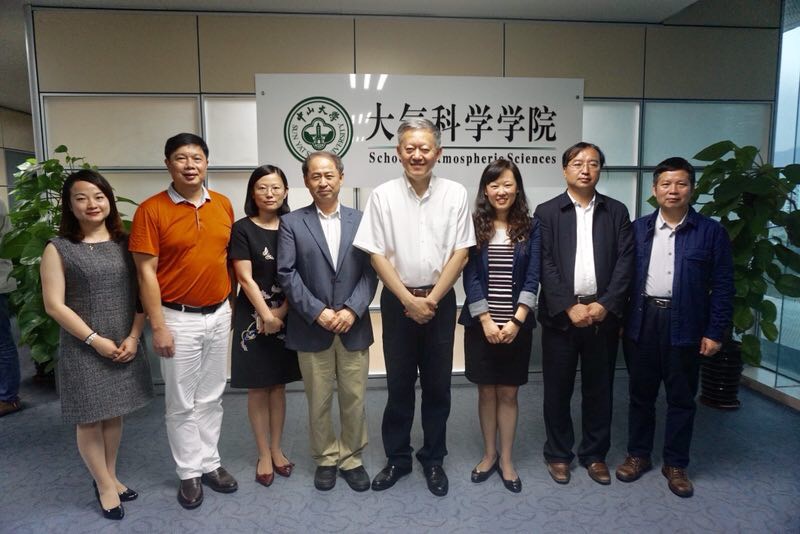 我院在珠海校区召开教师干部大会