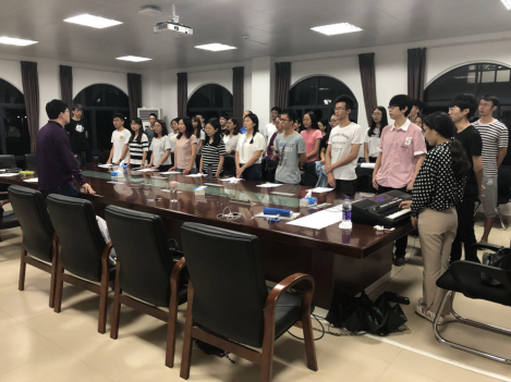 校团委郑理前来我院指导“星海之声”研究生合唱训练