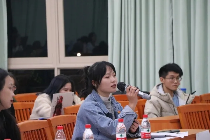 紧张的答辩环节